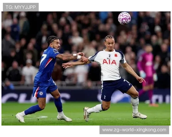 侮辱式换人！热刺6500万队史标王西蒙斯12场0球1助，表现令人失望的悲情之路